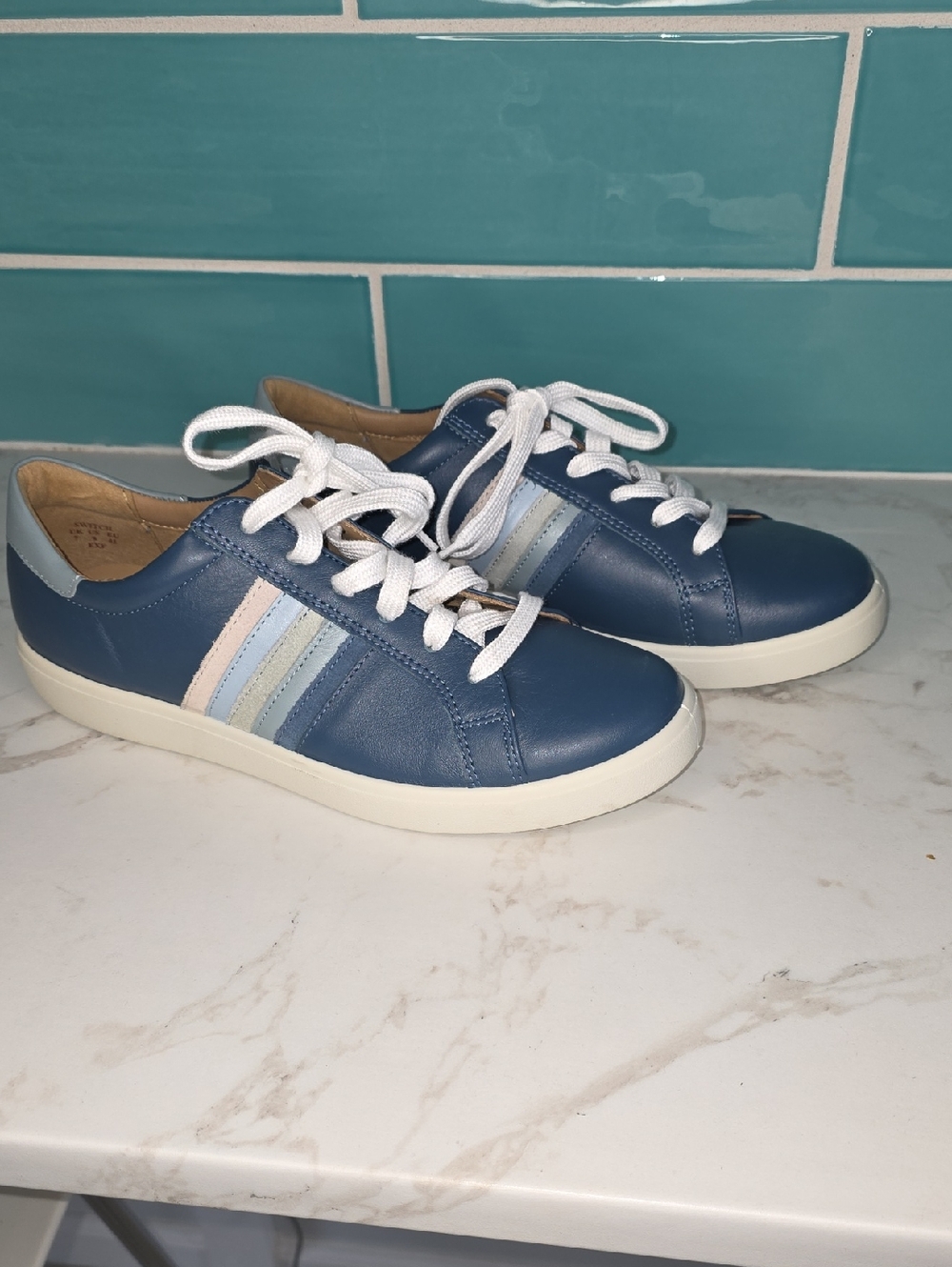 HOTTER Deck Switch Leather Loafer in Navy and Tan Size 9